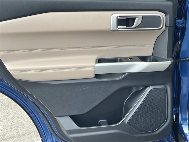 Used 2020 Ford Explorer XLT w/ Equipment Group 202A image 22