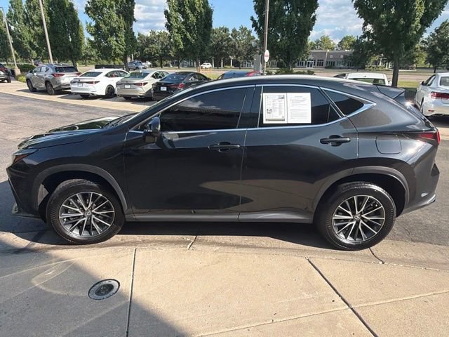 Used 2025 Lexus NX 250 FWD w/ Accessory Package (Z2) image 4