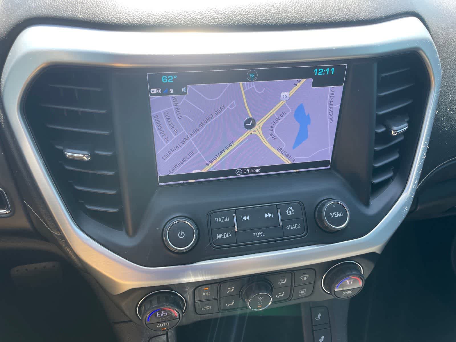 Used 2018 GMC Acadia SLT FWD image 16