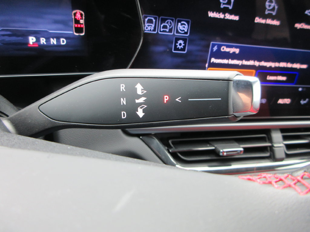 Used 2024 Chevrolet Equinox EV RS w/ Active Safety Package 3 FWD image 28