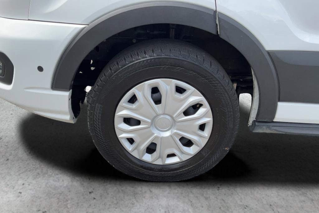 Used 2024 Ford Transit 350 XLT RWD image 24