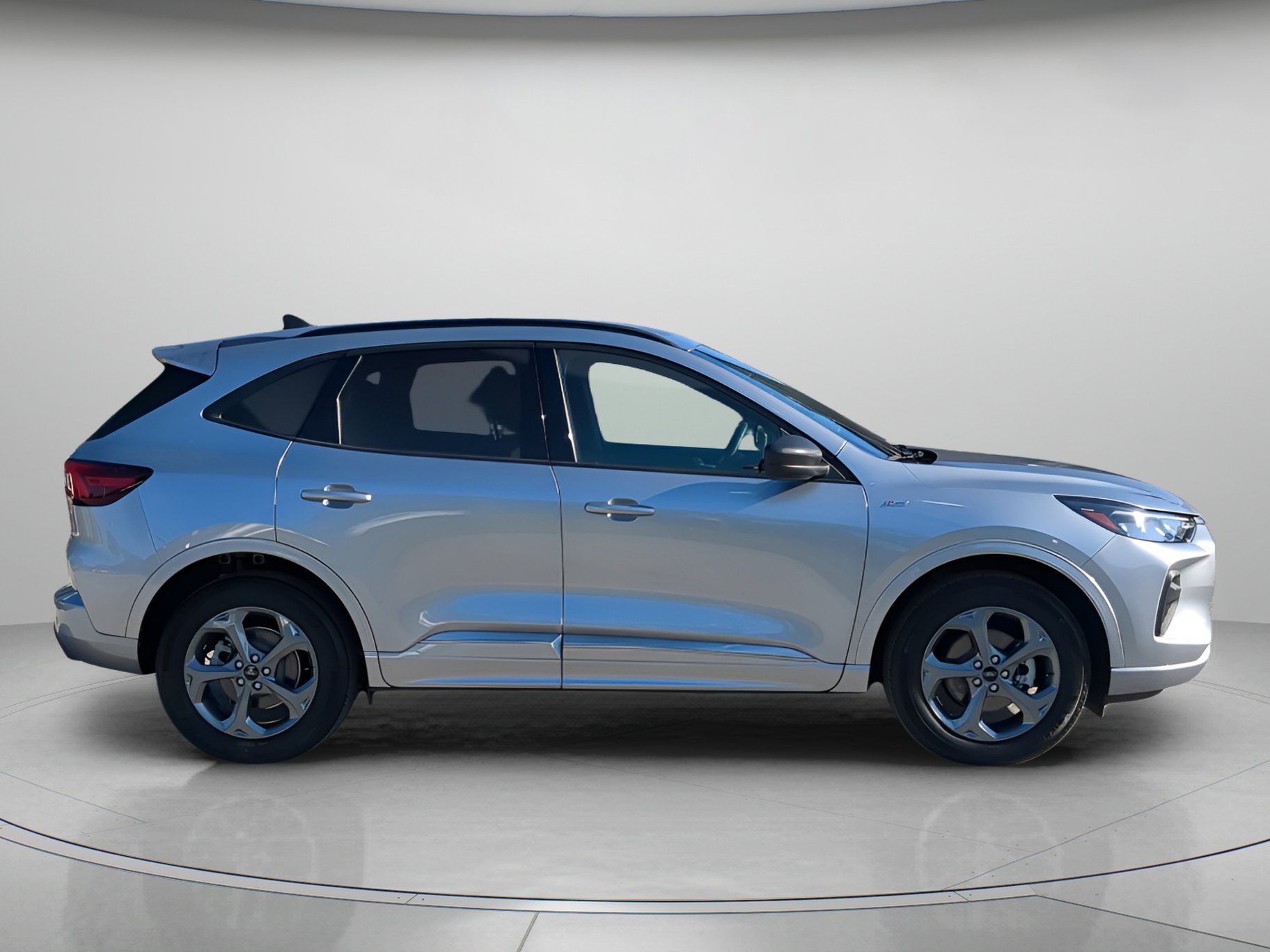 Certified 2023 Ford Escape ST-Line w/ Tech Pack #1 AWD/4WD image 39