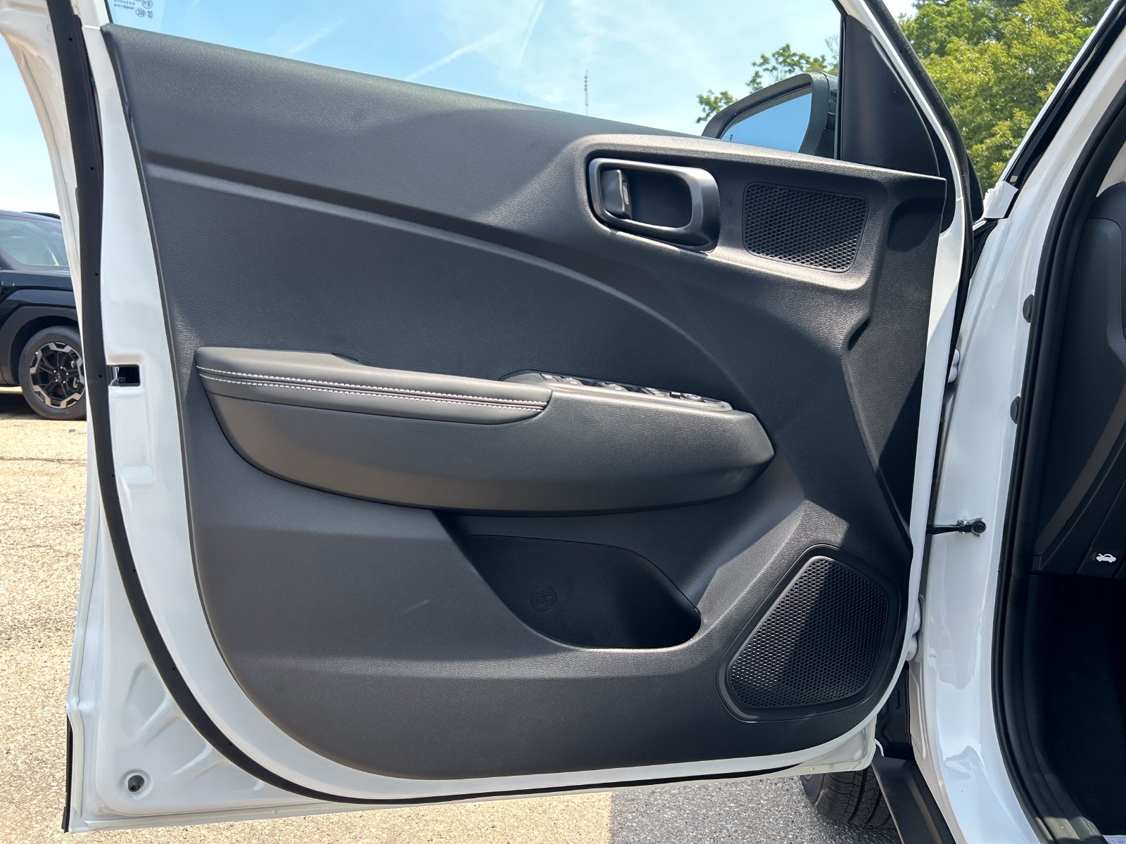 New 2026 Hyundai Venue SEL FWD image 12
