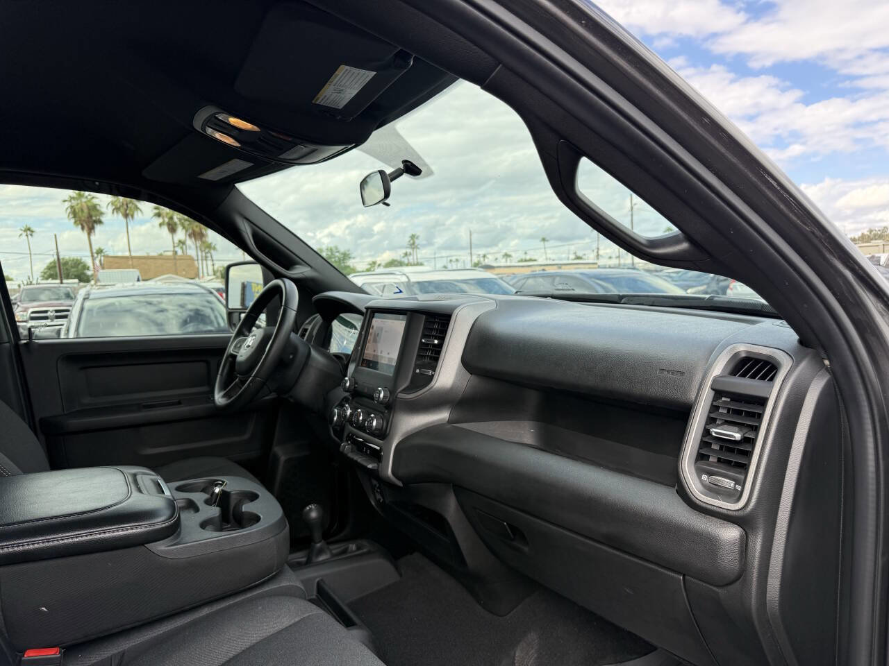 Used 2024 RAM 2500 Tradesman w/ Chrome Appearance Group image 25