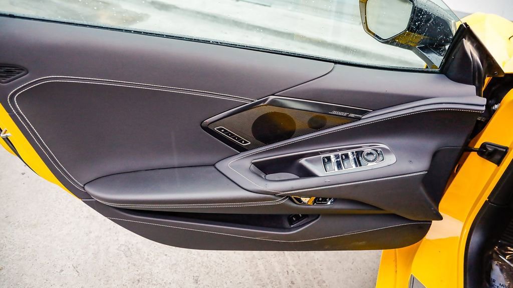 Used 2025 Chevrolet Corvette Stingray Preferred Conv w/ Stealth Interior Trim Package image 23