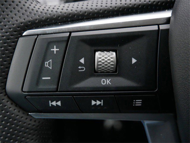 Used 2025 Mitsubishi Outlander SE image 26