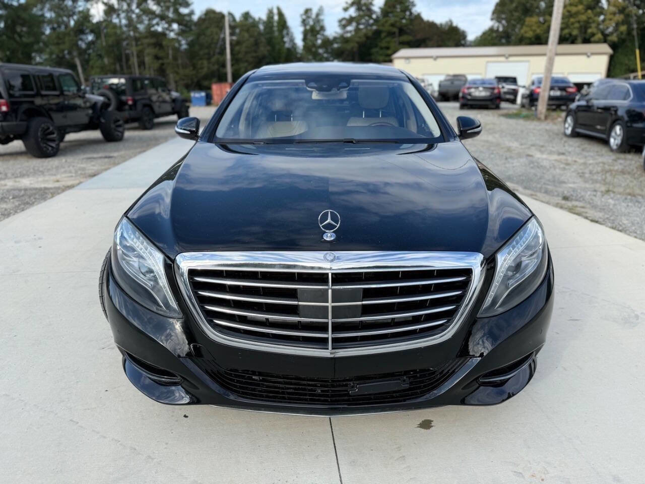 Used 2014 Mercedes-Benz S 550 Sedan image 2