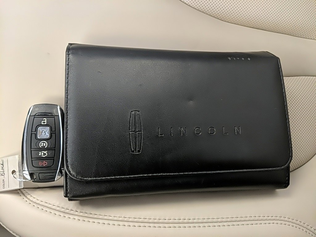 Used 2019 Lincoln Nautilus Select image 29