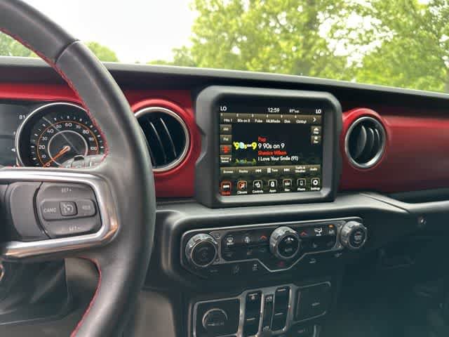 Used 2023 Jeep Wrangler Unlimited Rubicon w/ Cold Weather Group AWD/4WD image 7