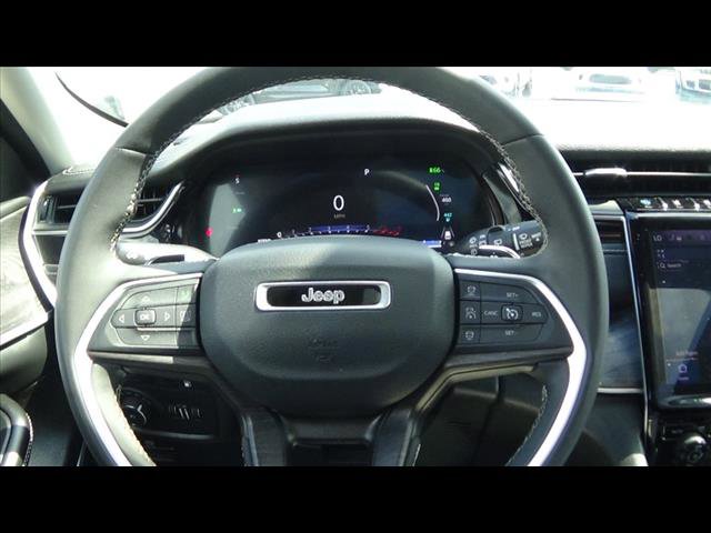 Used 2023 Jeep Grand Cherokee 4WD 4xe image 24