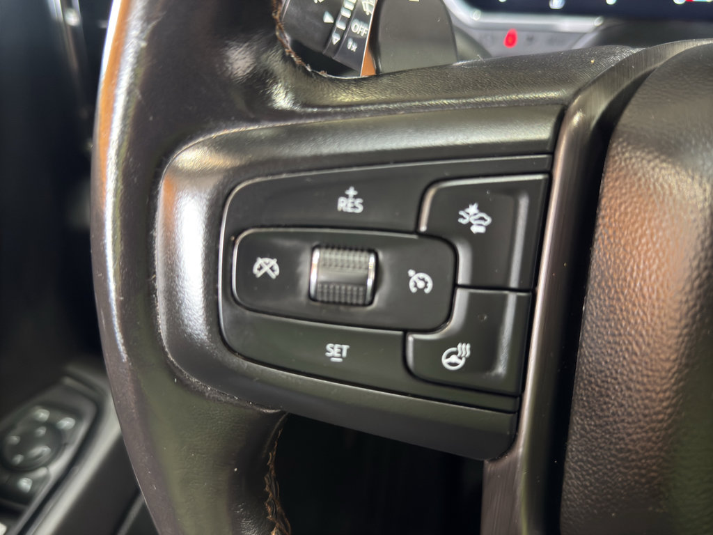 Used 2022 GMC Sierra 1500 AT4 w/ AT4 Premium Package image 27