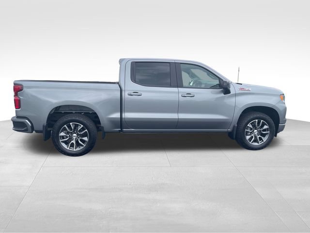 Used 2024 Chevrolet Silverado 1500 RST AWD/4WD image 7