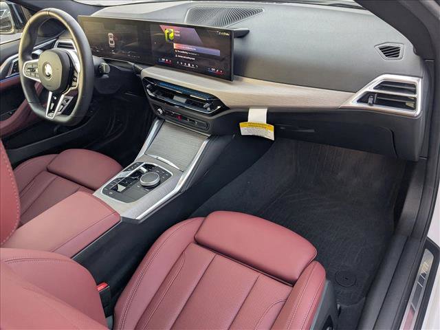 Used 2025 BMW 430i Coupe w/ M Sport Package image 22
