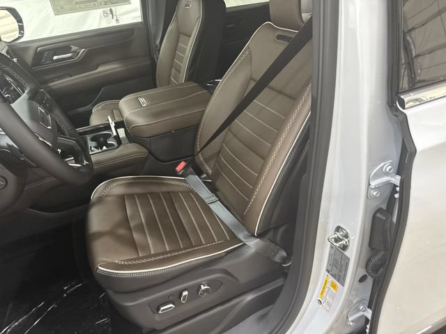 New 2026 GMC Yukon XL Denali Ultimate AWD/4WD image 19