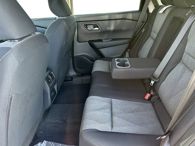 New 2026 Nissan Rogue SV AWD/4WD image 26