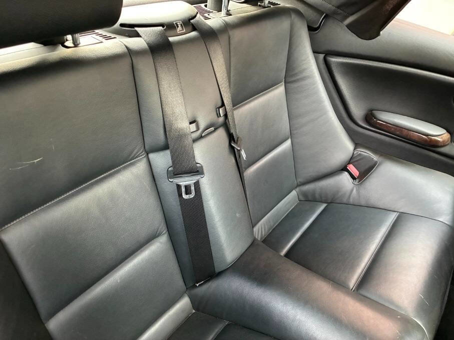 Used 2004 BMW 330Ci Convertible image 20