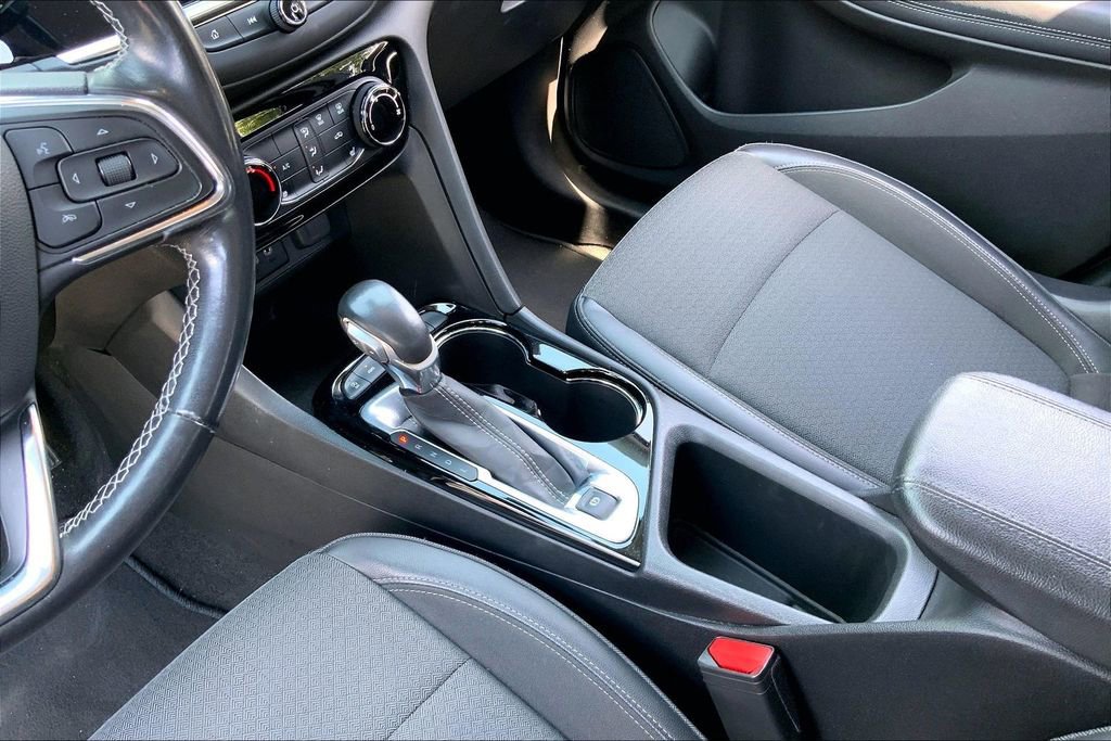 Used 2020 Buick Encore GX Preferred w/ Cold Weather Comfort Package AWD/4WD image 13