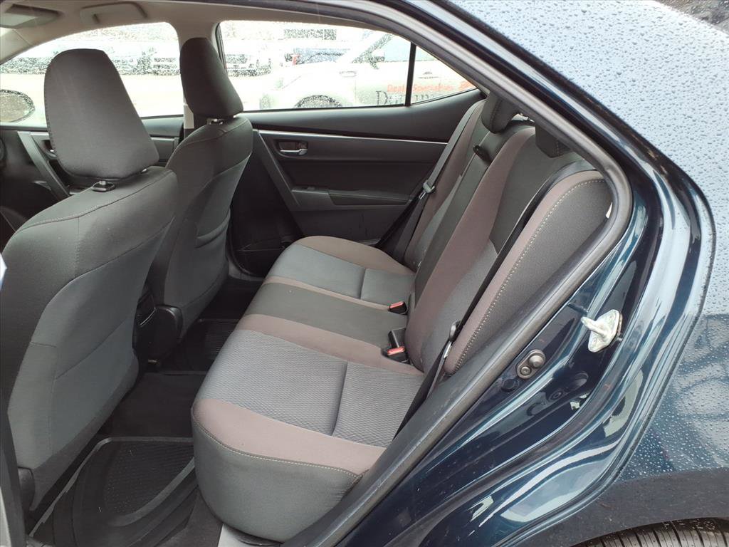 Used 2018 Toyota Corolla LE image 11