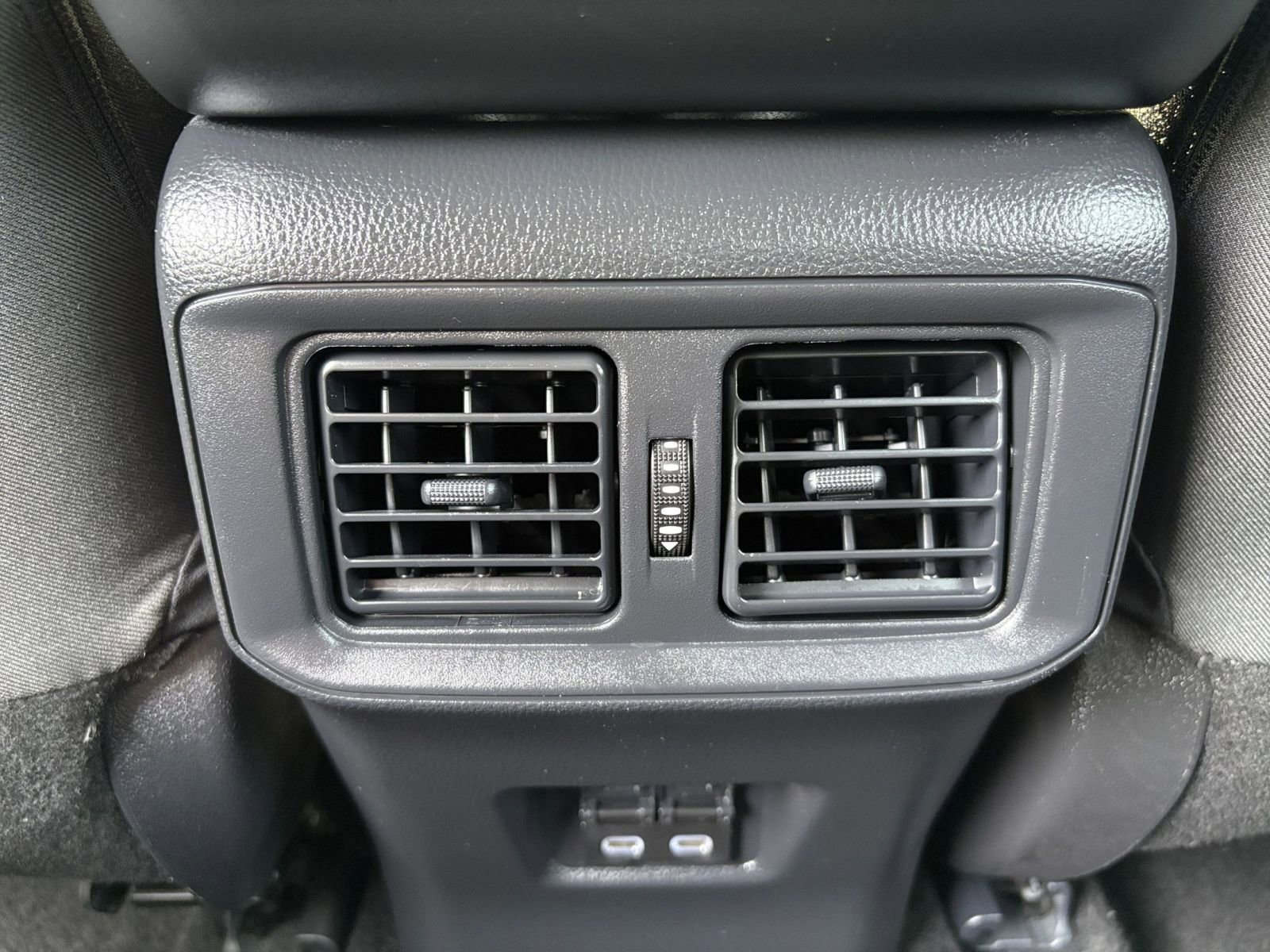 Used 2024 Toyota RAV4 XLE image 24