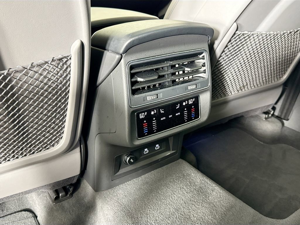 Used 2023 Audi SQ8 Premium Plus image 16