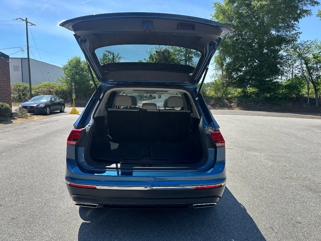 Used 2018 Volkswagen Tiguan SE w/ Panoramic Sunroof Package AWD/4WD image 36