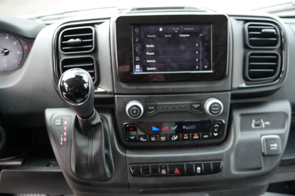 Used 2024 RAM ProMaster 1500 w/ Convenience Group FWD image 15
