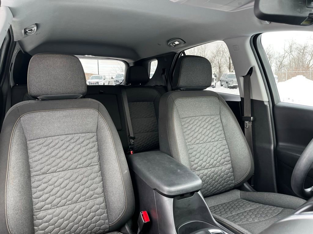 Used 2021 Chevrolet Equinox LT w/ LPO, Floor Liner Package image 36