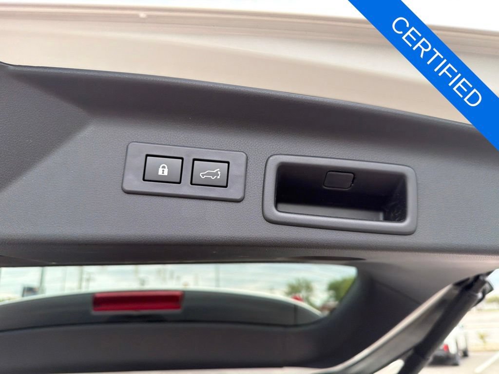 Certified 2025 Subaru Forester Premium AWD/4WD image 31