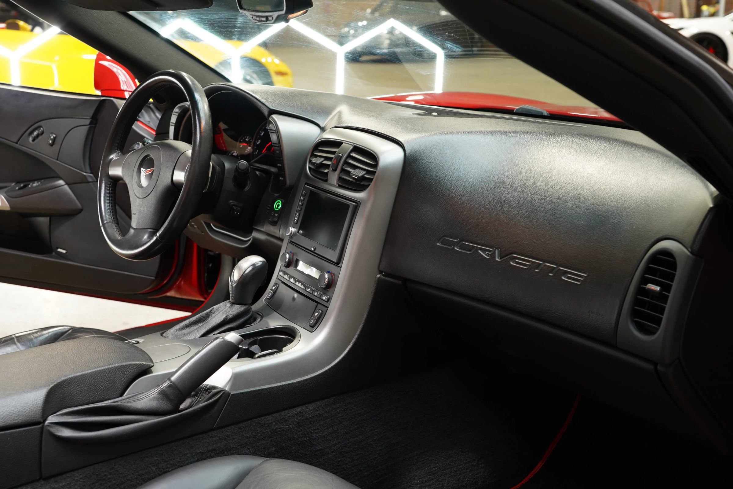 Used 2006 Chevrolet Corvette Convertible w/ Preferred Equipment Group RWD image 51