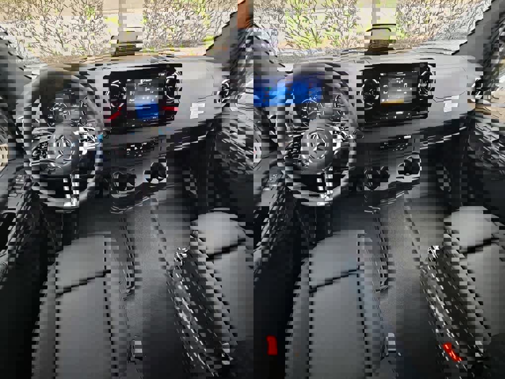 New 2026 Mercedes-Benz Sprinter 2500 image 17