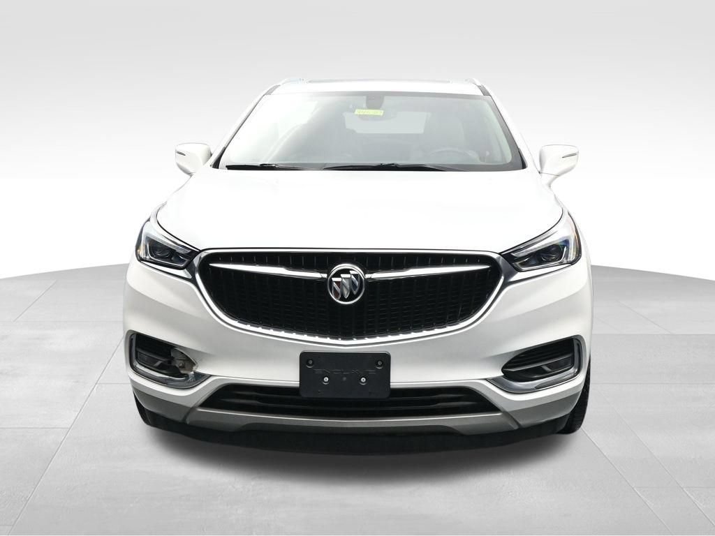 Used 2018 Buick Enclave Essence AWD/4WD image 8