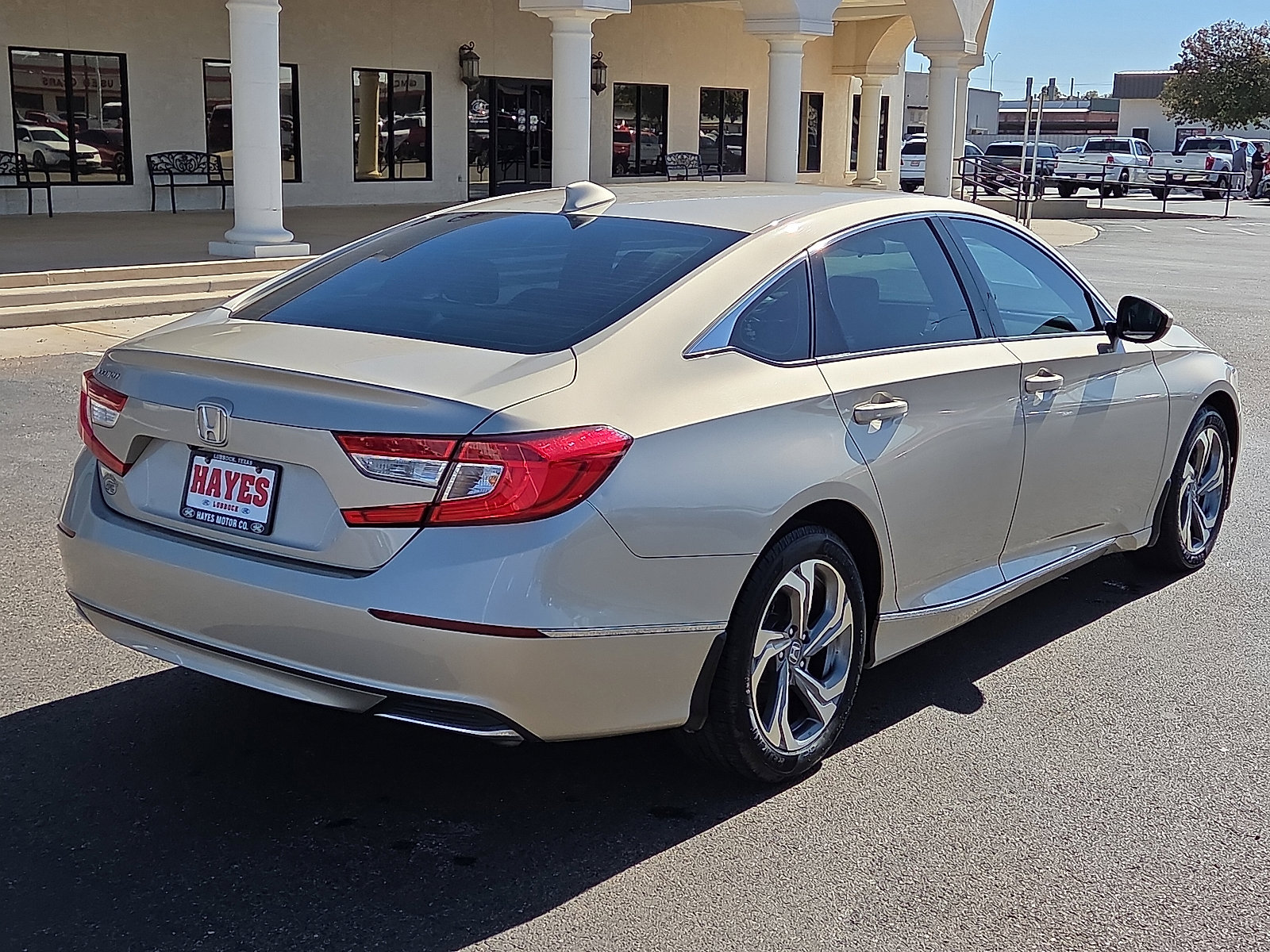 Used 2020 Honda Accord EX image 4