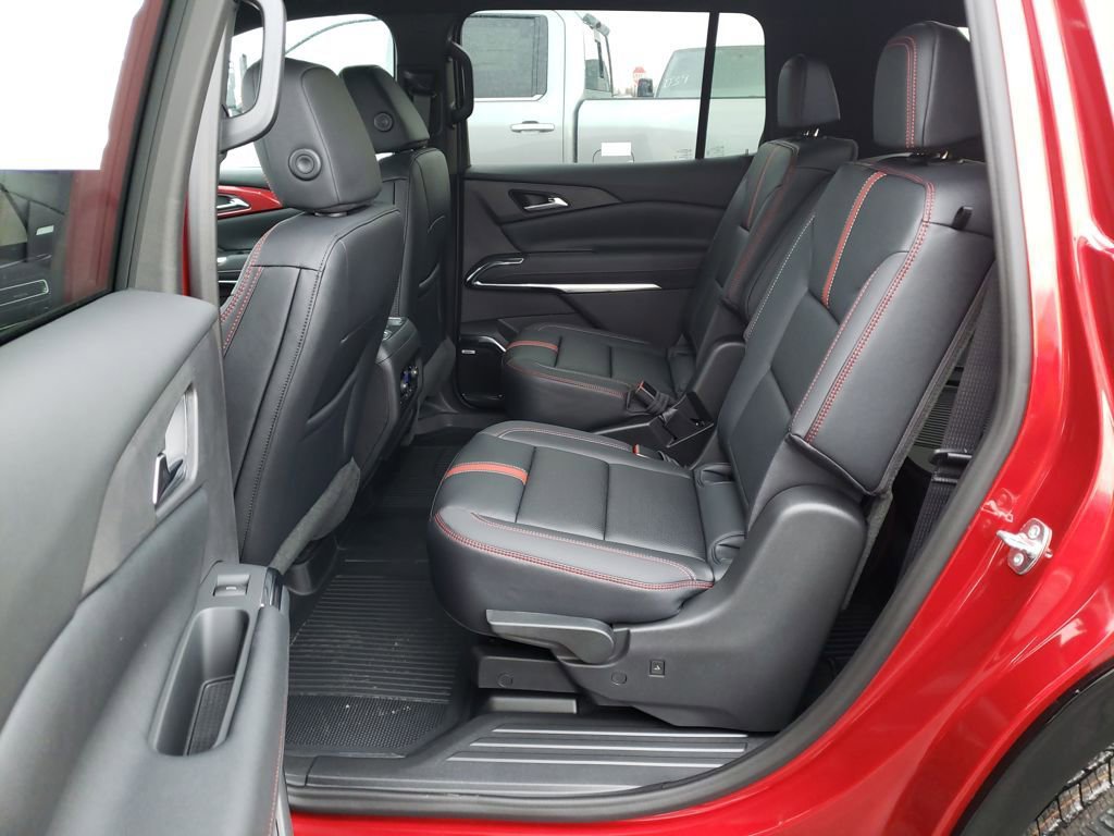 New 2026 Chevrolet Traverse RS w/ LPO, Floor Liner Package image 21