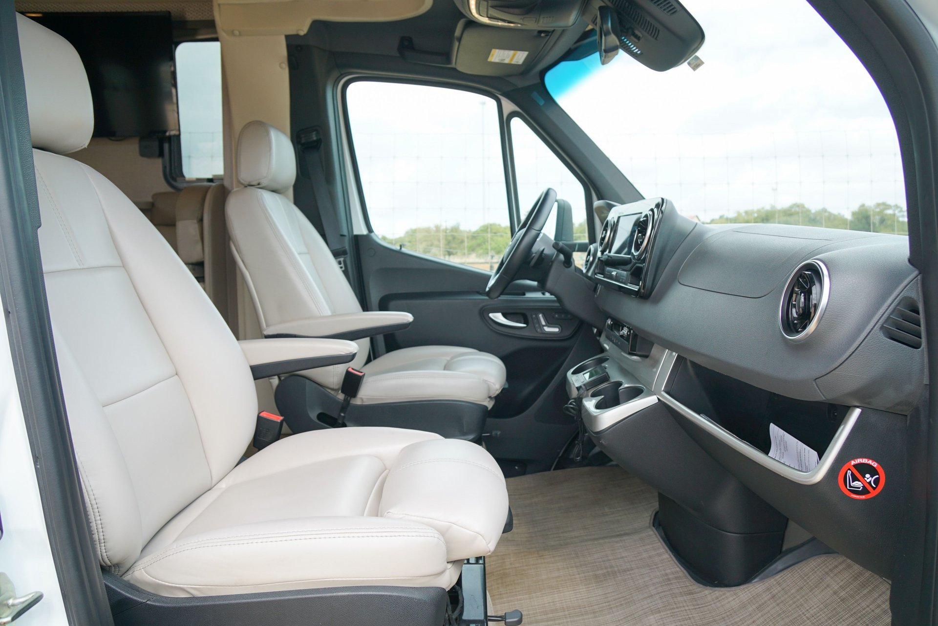 Used 2020 Mercedes-Benz Sprinter 3500 image 20