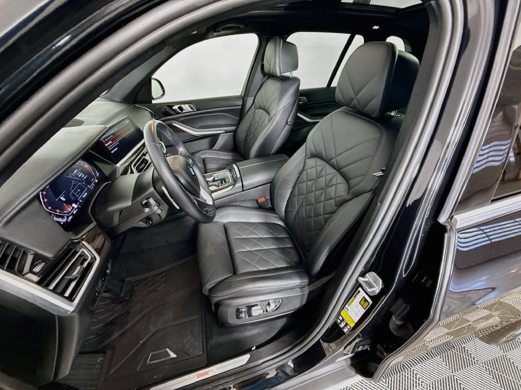 Used 2023 BMW X5 xDrive40i w/ Luxury Seating Package AWD/4WD image 22