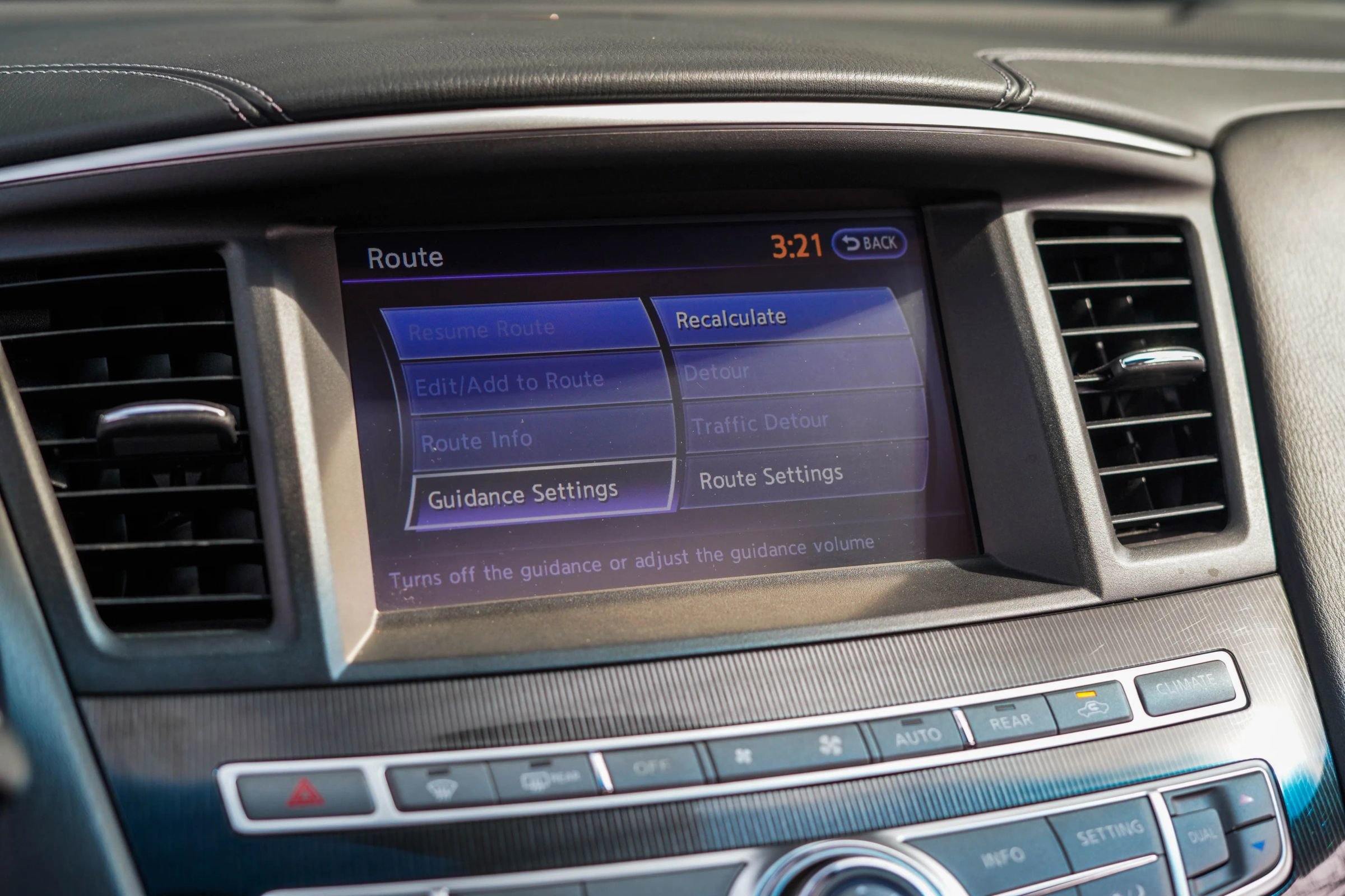 Used 2016 INFINITI QX60 AWD w/ Premium Plus Package image 19