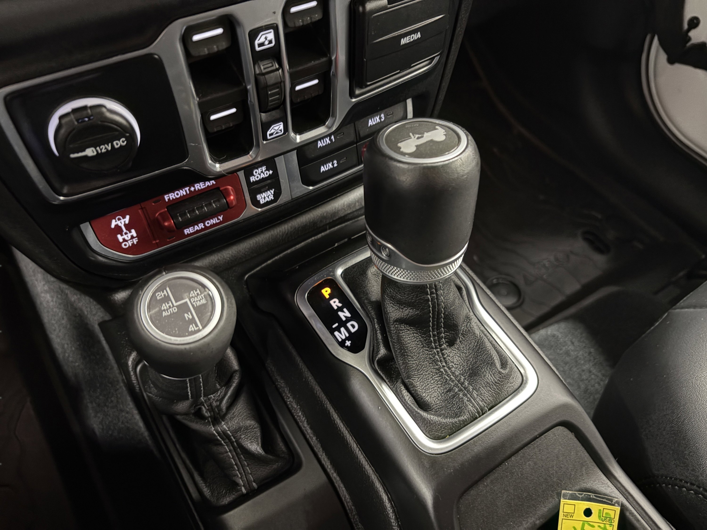 Used 2024 Jeep Wrangler Unlimited Rubicon 4xe image 23