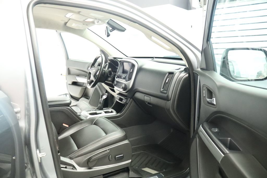 Used 2022 Chevrolet Colorado ZR2 AWD/4WD image 32