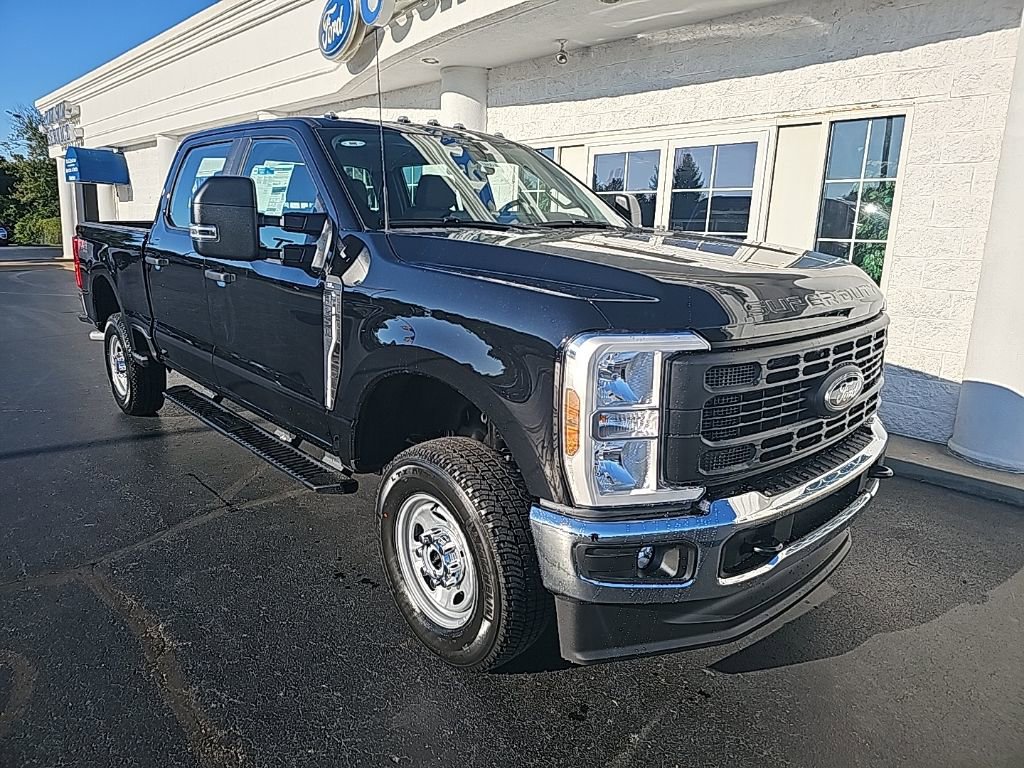 New 2026 Ford F250 XL image 2