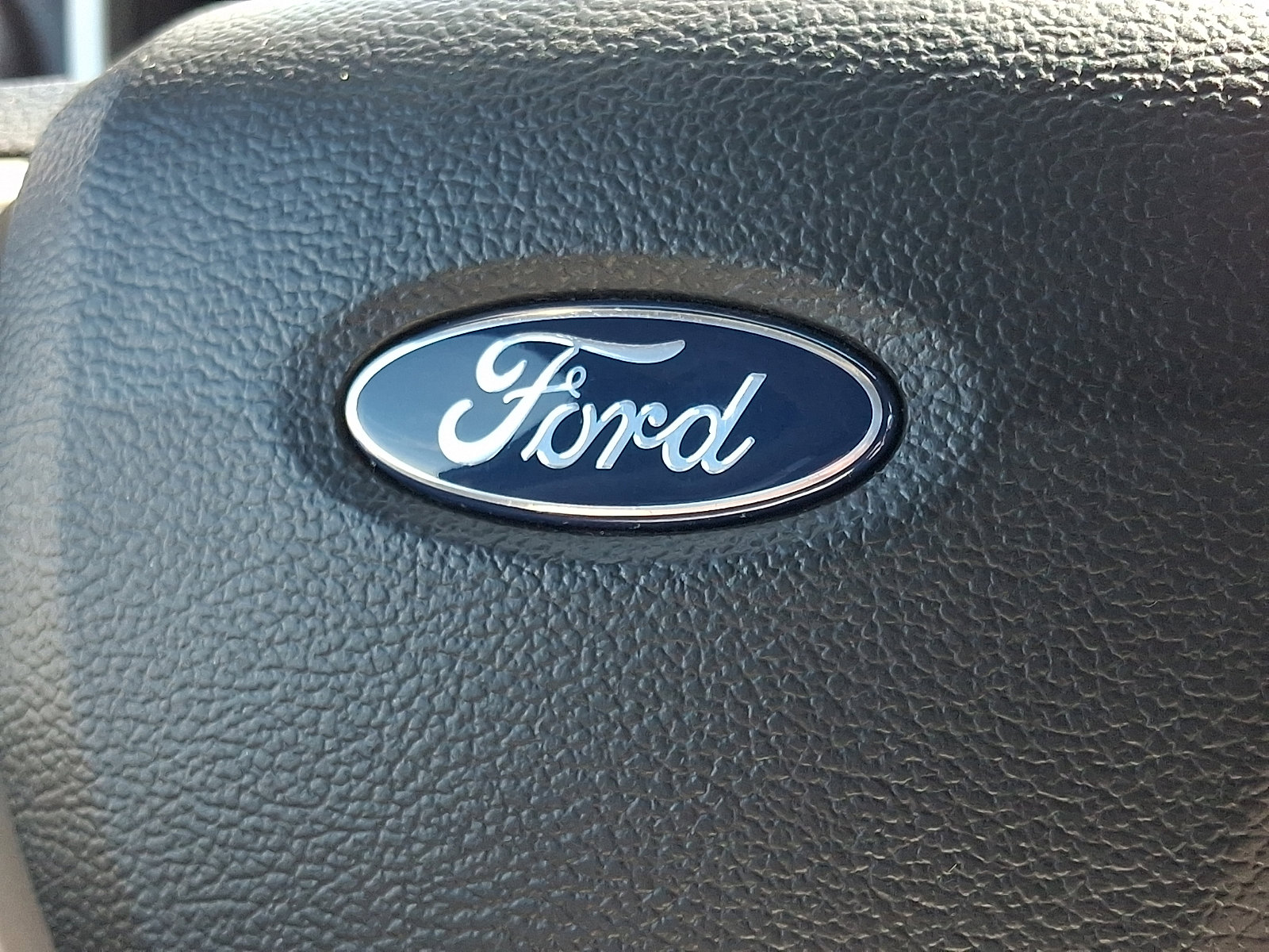 Used 2019 Ford F150 Lariat w/ Equipment Group 501A Mid AWD/4WD image 25