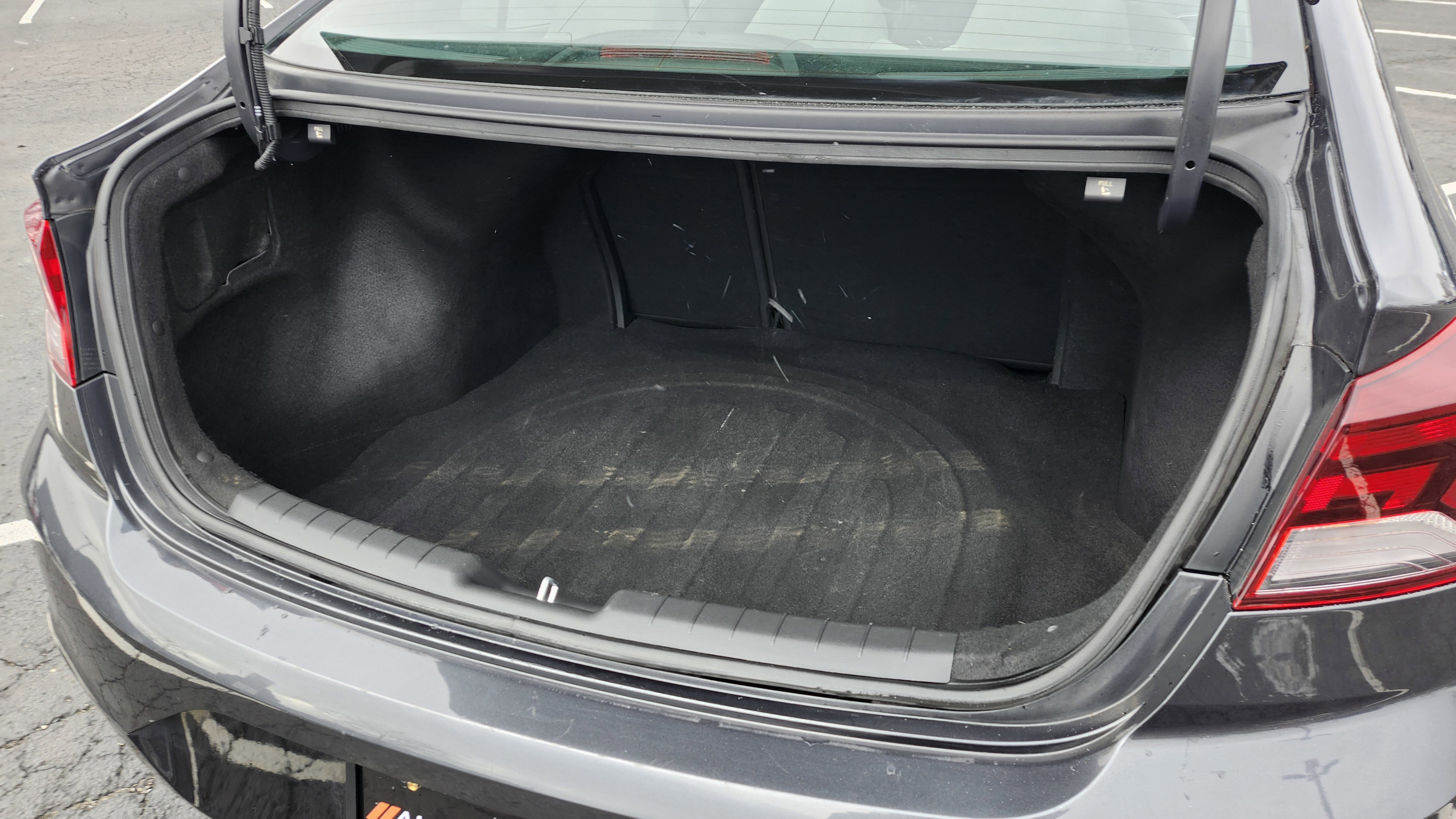 Used 2020 Hyundai Elantra SEL image 19