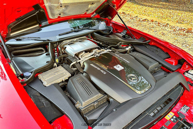 Used 2016 Mercedes-Benz AMG GT S image 16