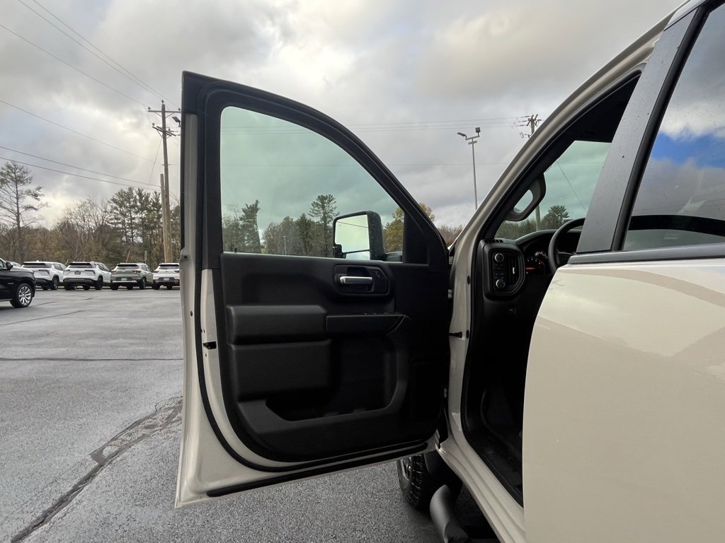 New 2026 Chevrolet Silverado 2500 Custom w/ Custom Value Package image 11