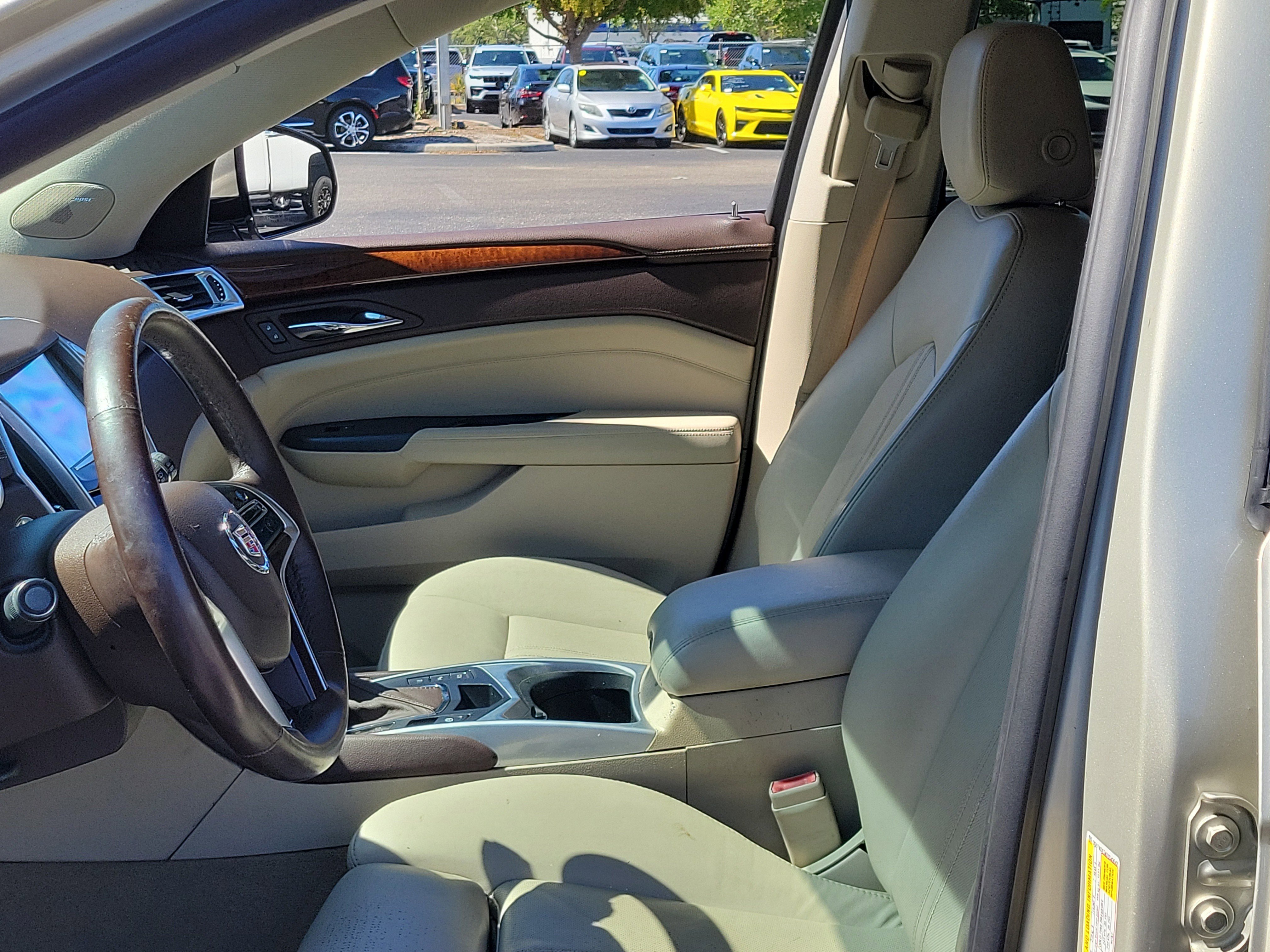 Used 2013 Cadillac SRX Performance w/ Driver Awareness Package FWD image 22