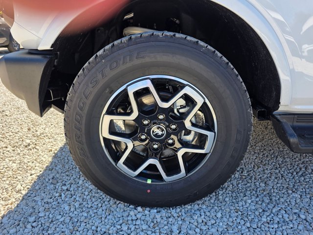 New 2026 Ford Bronco Outer Banks AWD/4WD image 9