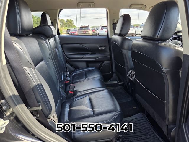 Used 2020 Mitsubishi Outlander FWD image 17