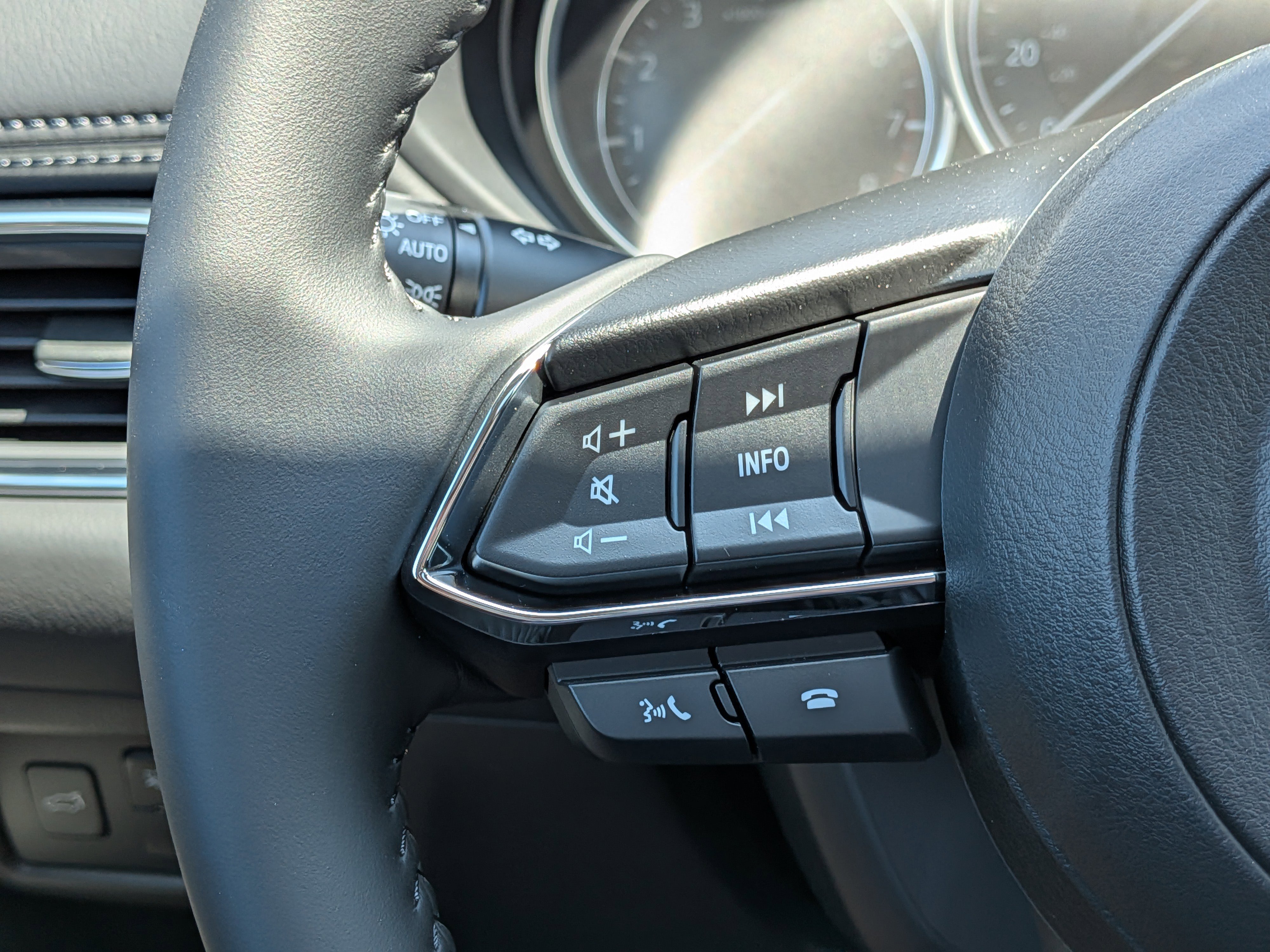 New 2025 MAZDA CX-5 AWD 2.5 S w/ Preferred Package image 25