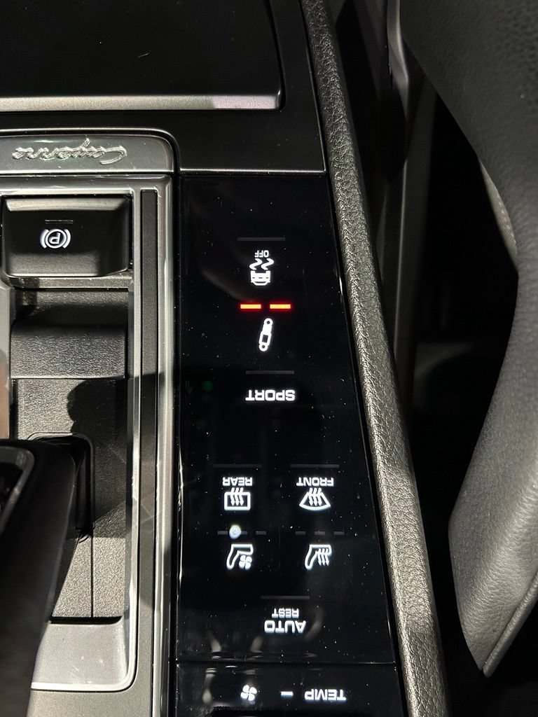 Used 2021 Porsche Cayenne S AWD/4WD image 24