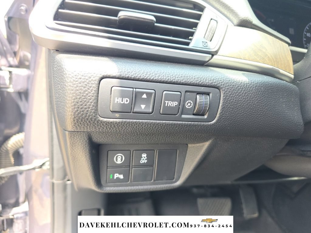 Used 2018 Honda Accord Touring image 10