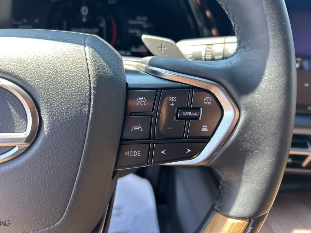 Used 2025 Lexus RX 350 Premium image 9